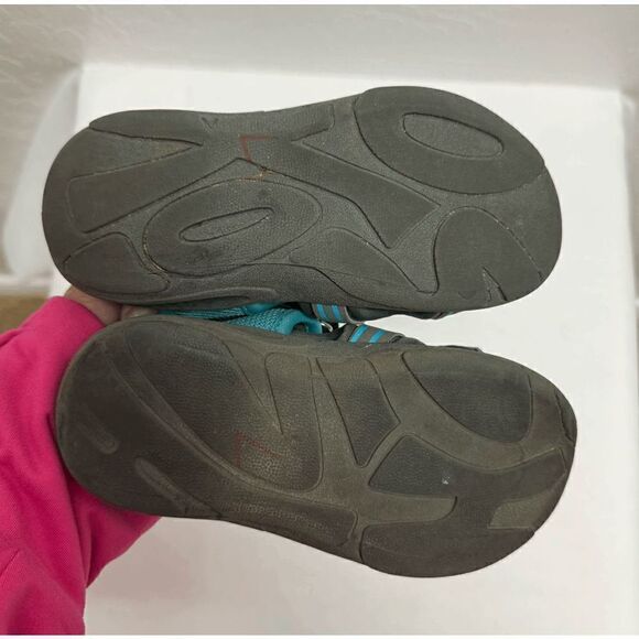 OshKosh B'Gosh‎ Toddler Boy Sport Sandals Black Blue Hook Loop Outdoor - Picture 4 of 5